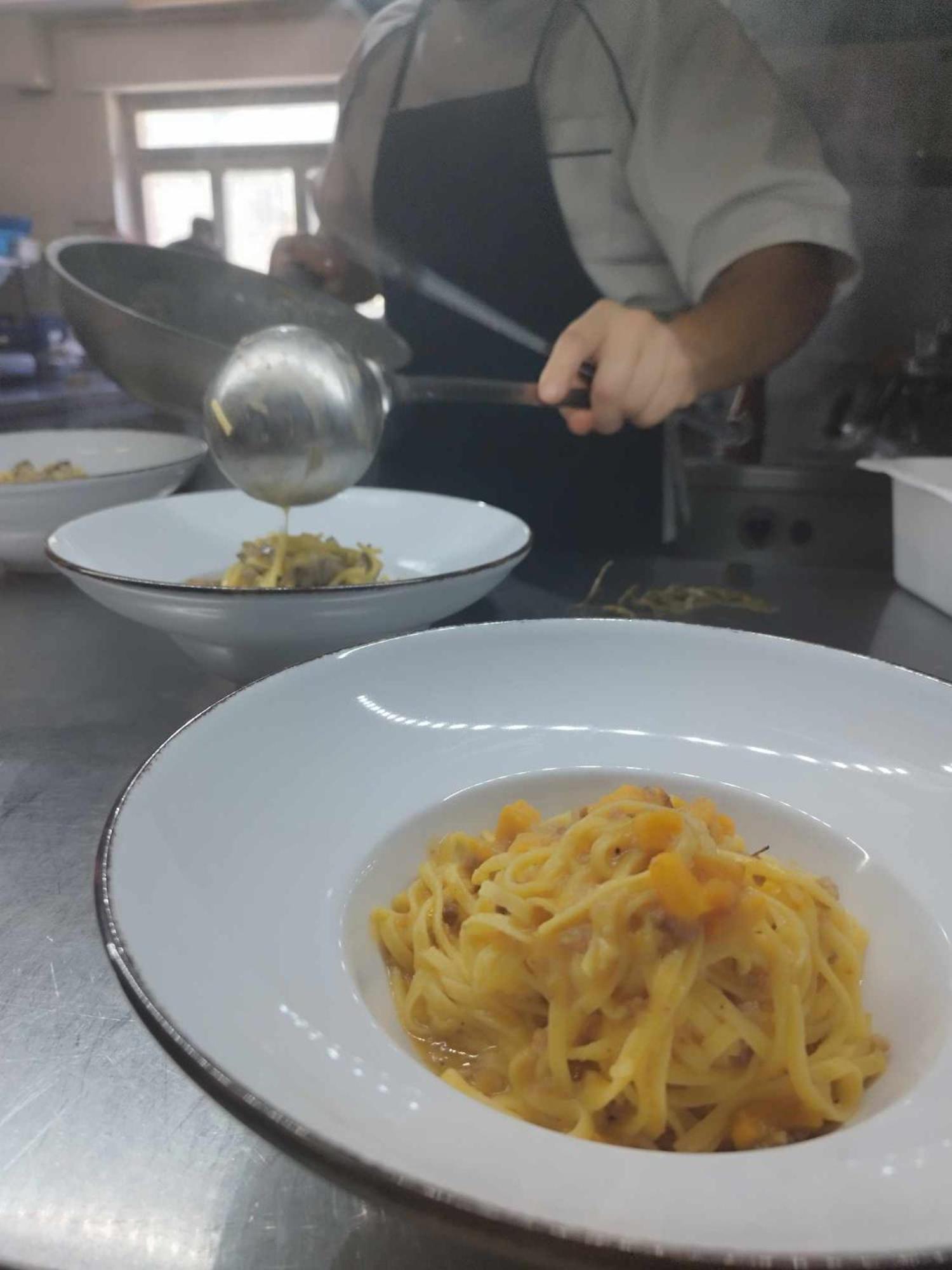 Hotel Pineta Ristorante Country House In Fabriano Campodonico エクステリア 写真