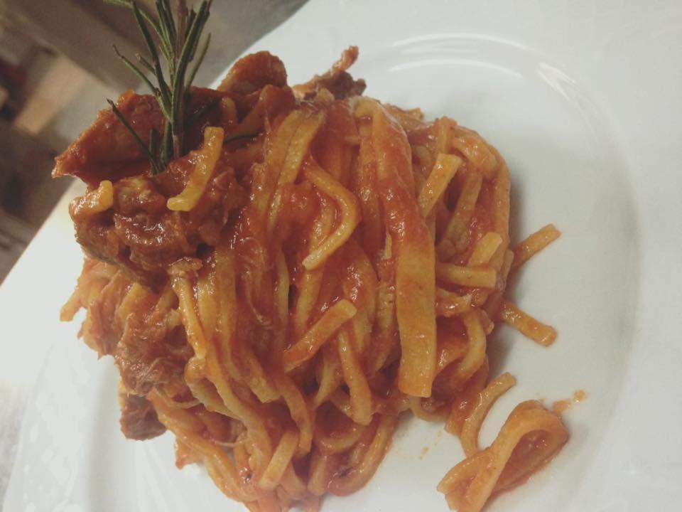 Hotel Pineta Ristorante Country House In Fabriano Campodonico エクステリア 写真